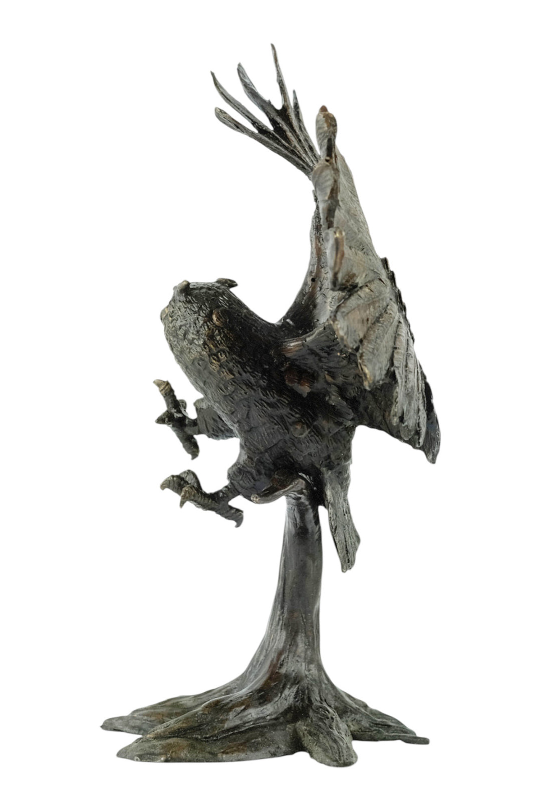Bronzeskulptur einer Eule - Landung mit offenen Flügeln