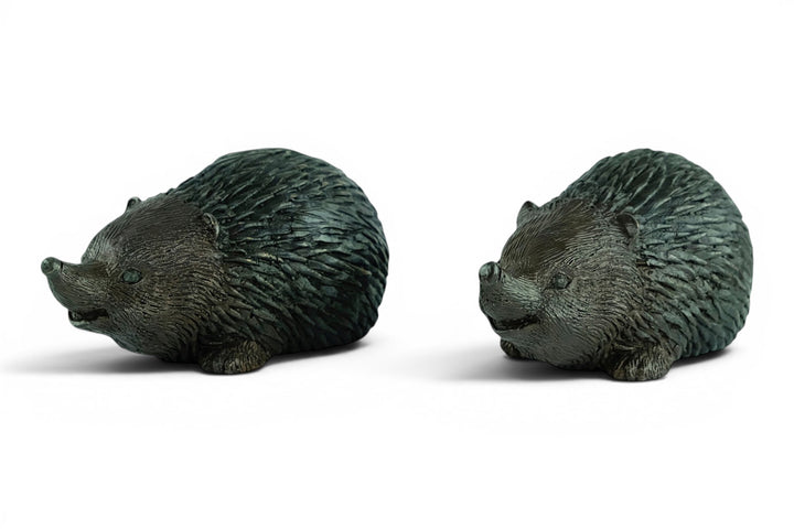 Paar bronzen egel beelden