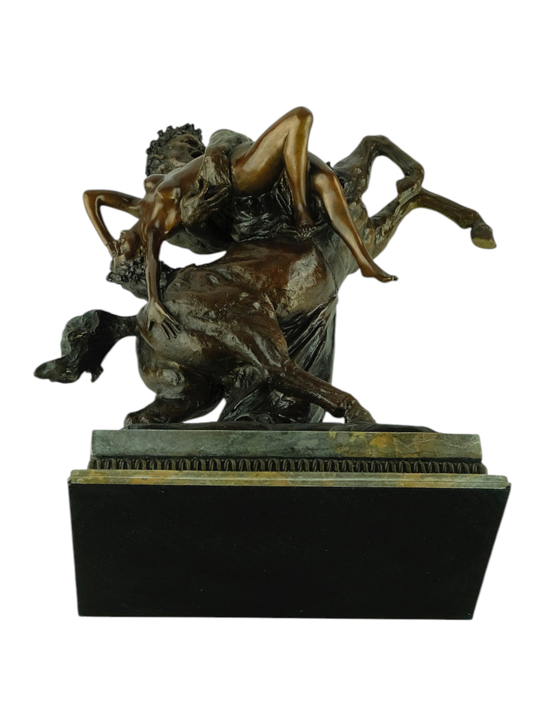 Bronzen beeld van de Ontvoering van Hippodamia