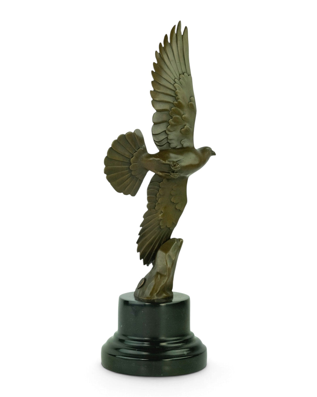 Bronzeskulptur einer fliegenden Taube