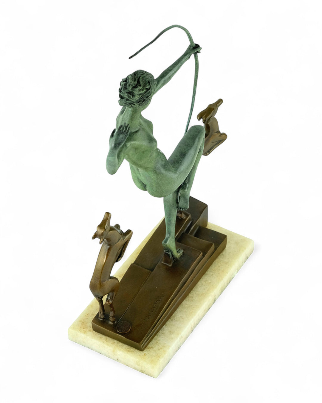 Bronzeskulptur der Diana, der Jägerin, mit springenden Rehen – nach Bouraine