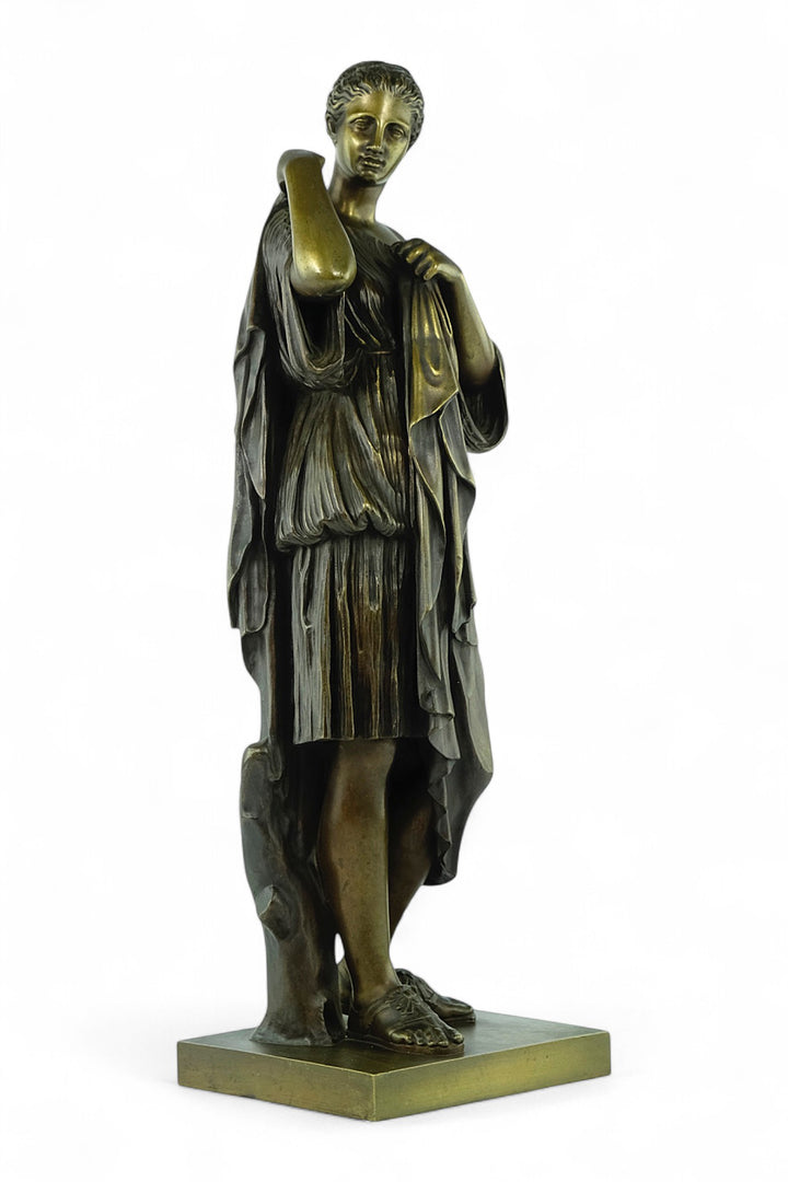 Antiek bronzen beeld van Diana van Gabii
