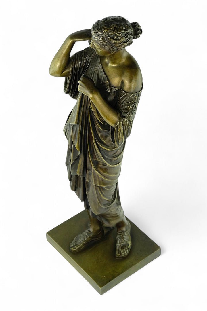 Antiek bronzen beeld van Diana van Gabii