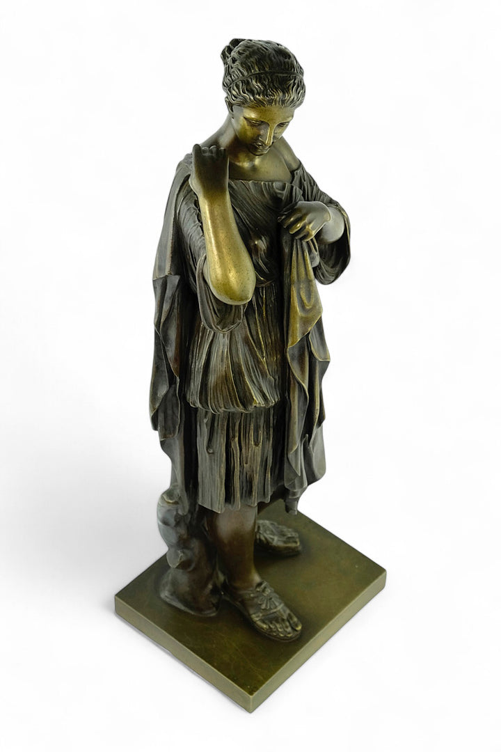 Antiek bronzen beeld van Diana van Gabii