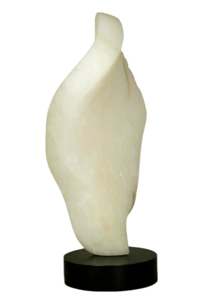Abstrakte Alabasterskulptur von Marina Nuñez Del Prado