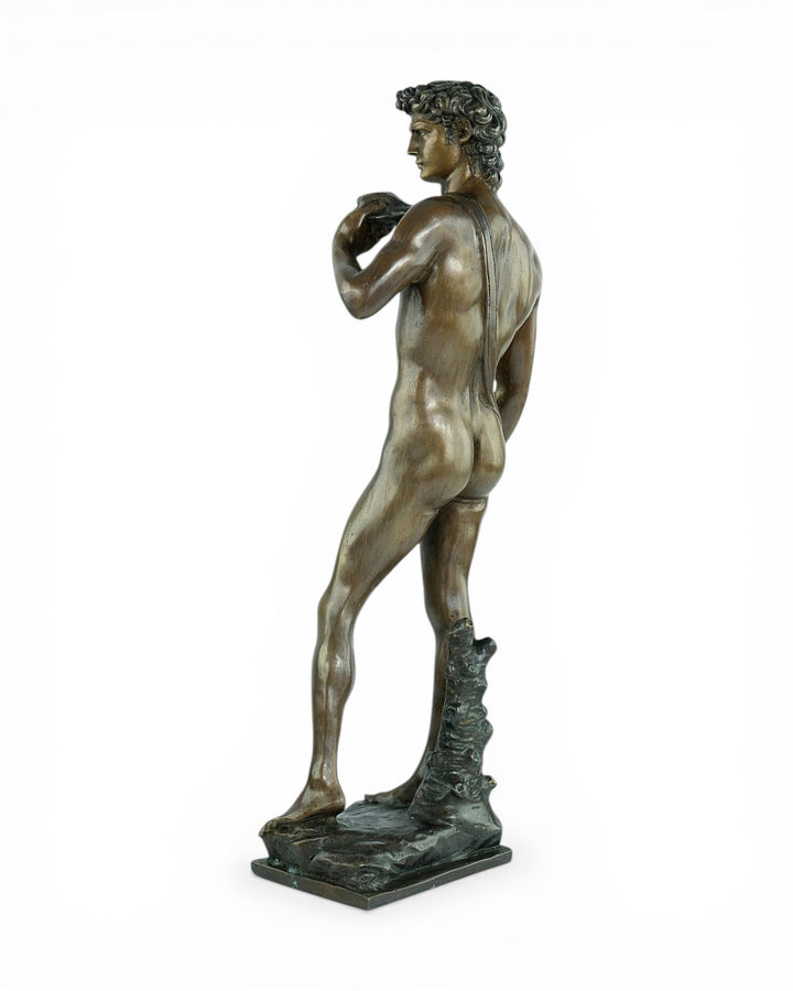 Bronzen beeld van David – naar Michelangelo