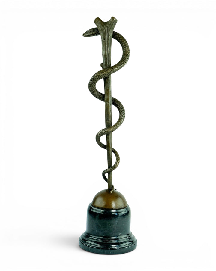 Bronzen beeld van de caduceusstaf van Asclepius