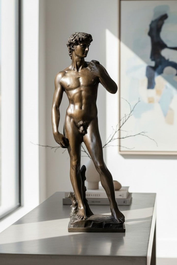 Bronzen beeld van David – naar Michelangelo