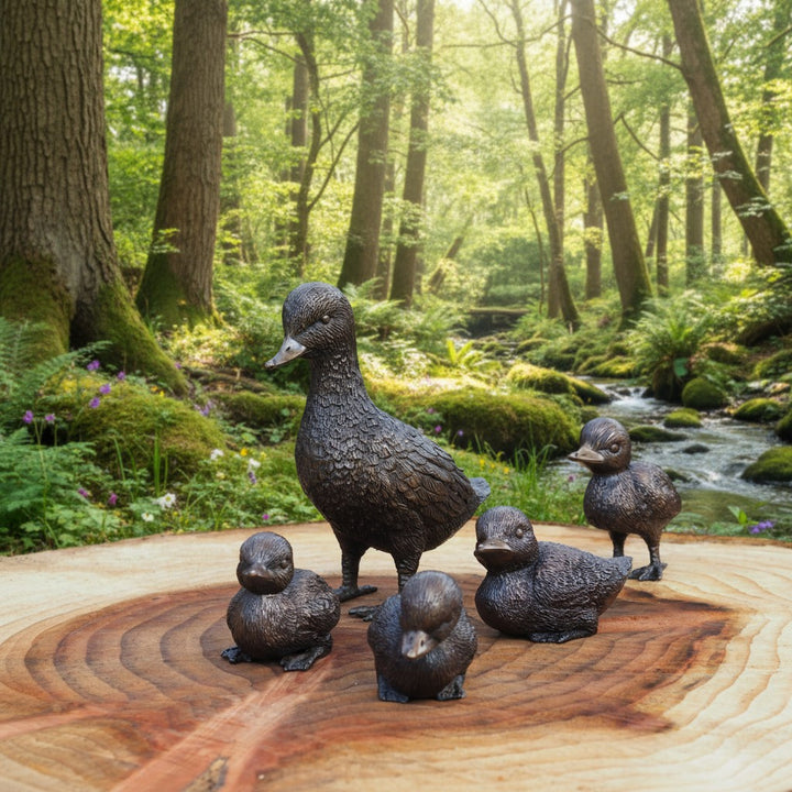 Bronze duck with ducklings sculptures