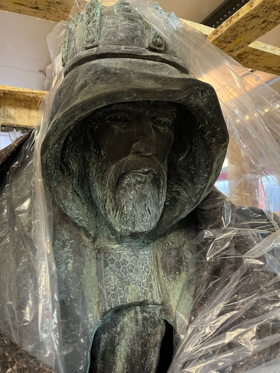 Levensgroot bronzen beeld van Koning Arthur – naar Gallos van Rubin Eynon