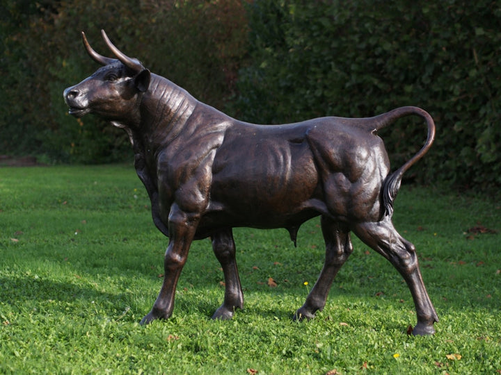 Lifesize bronze sculpture of a standing bull