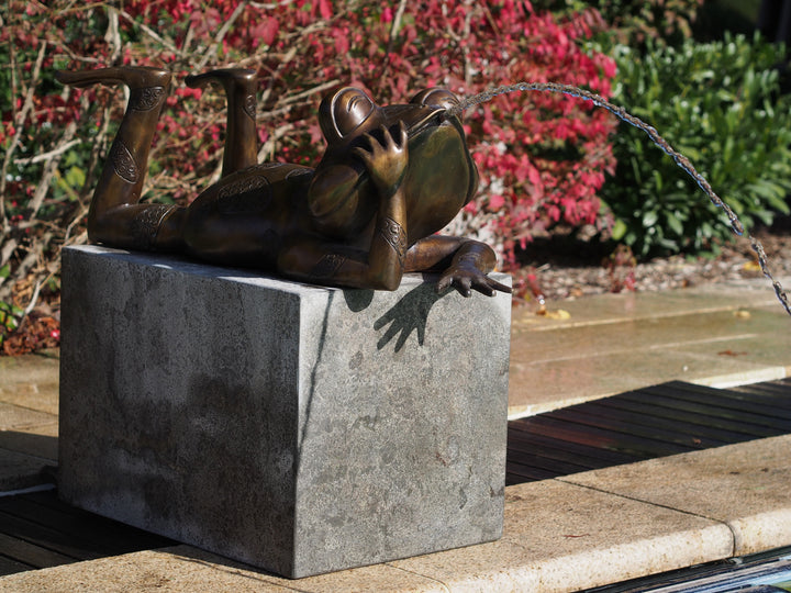 Bronze relaxing frog fountain and sculpture