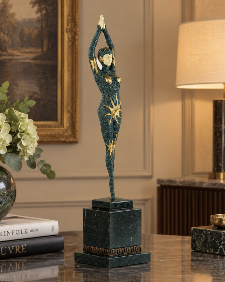Scultura in bronzo di una ballerina 'stella marina' in stile Art Déco
