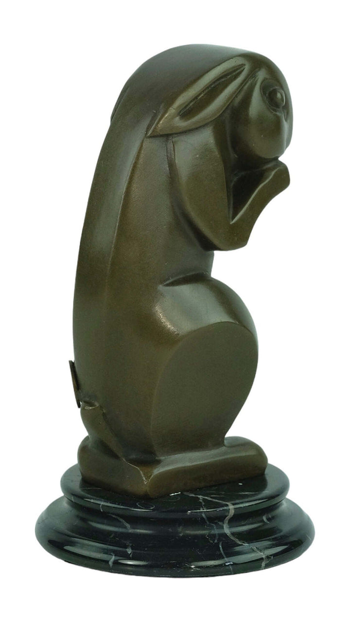 Art Deco bronze sculpture of a sitting rabbit on a marble base, height 16 cm, signed 'Bizette'.