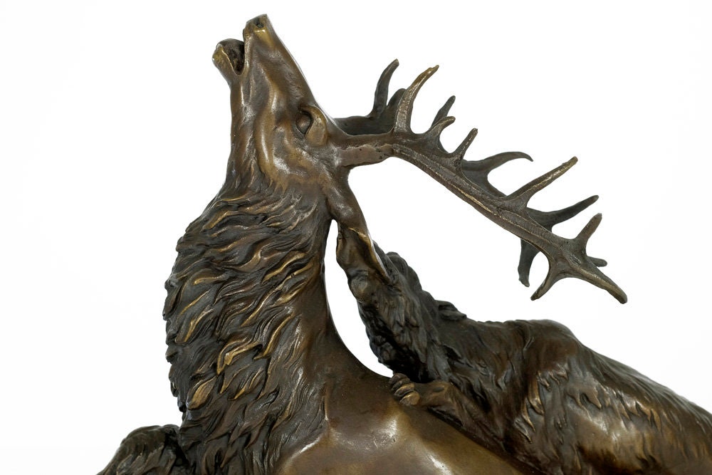 Impressive Bronze Sculpture of Hounds Attacking a Deer Animal Art Statue Bronze Wildlife Sculpture Hunting Sculpture Hunting Decoration Deer