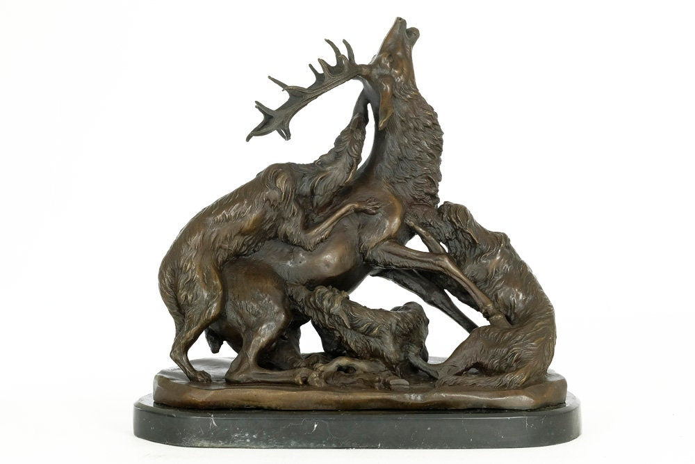 Impressive Bronze Sculpture of Hounds Attacking a Deer Animal Art Statue Bronze Wildlife Sculpture Hunting Sculpture Hunting Decoration Deer