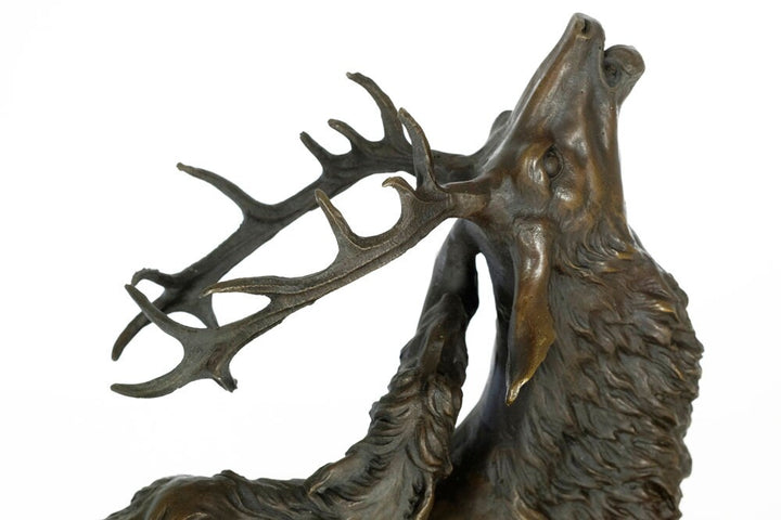 Impressive Bronze Sculpture of Hounds Attacking a Deer Animal Art Statue Bronze Wildlife Sculpture Hunting Sculpture Hunting Decoration Deer