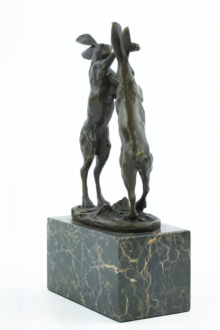 Bronze Sculpture of Two Boxing Hares Bronze Animal Art Figurine Fighting Hares Statue Hunting Collectable Animal Decoration Bunnies Art