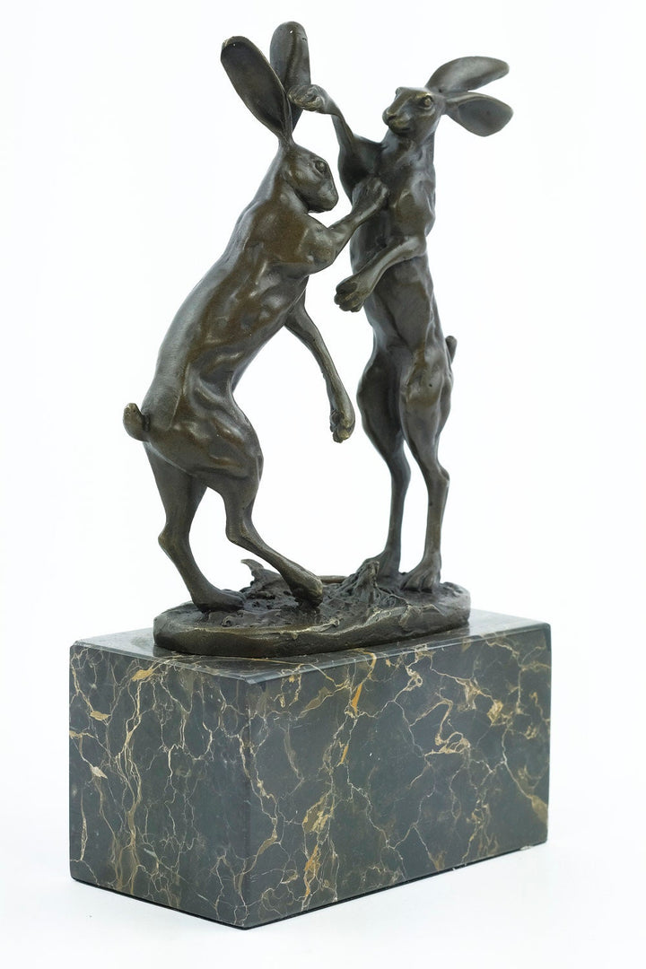 Bronze Sculpture of Two Boxing Hares Bronze Animal Art Figurine Fighting Hares Statue Hunting Collectable Animal Decoration Bunnies Art