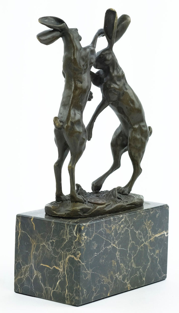 Bronze Sculpture of Two Boxing Hares Bronze Animal Art Figurine Fighting Hares Statue Hunting Collectable Animal Decoration Bunnies Art