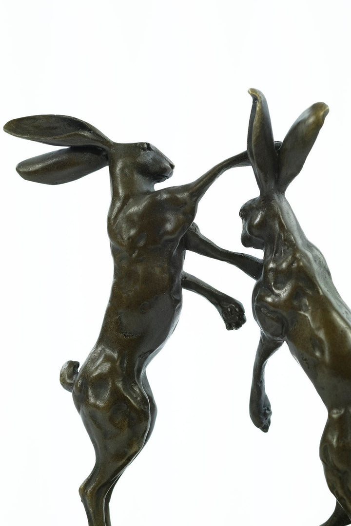 Bronze Sculpture of Two Boxing Hares Bronze Animal Art Figurine Fighting Hares Statue Hunting Collectable Animal Decoration Bunnies Art