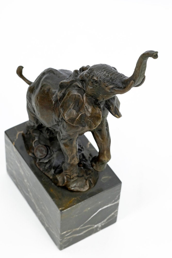 Bronze Elephant Sculpture African Elephant Statue Animal Art Figurine Bronze Elephant Statue Elephant Art Elephant Decoration
