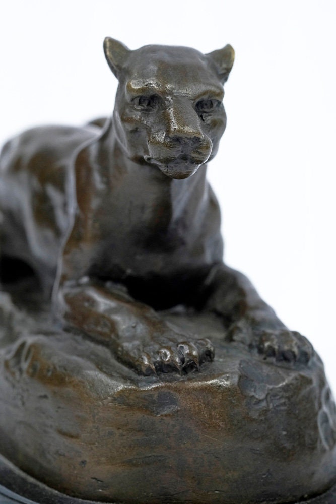 Bronze Panther Sculpture Animal Art Figurine Bronze Panther Statue Panther on Rock Predator Animal Decoration Panther Figurine Barye