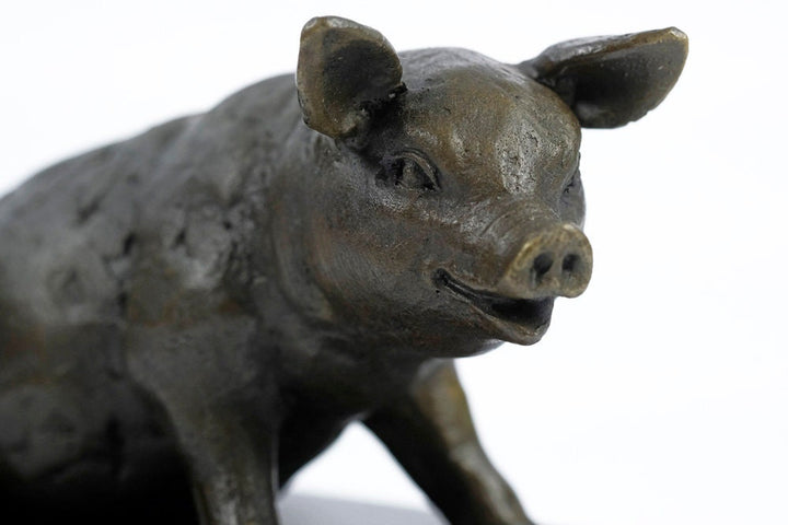 Bronze Pig Sculpture Sitting Pig Figurine Farm Animal Art Statue Pig Art Bronze Piglet Sculpture Piggy Statue Farm Animal Decoration