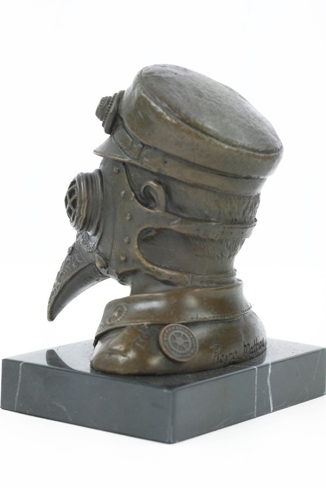 Steampunk Bronze Sculpture of the Plague Doctor Mask Bronze Steampunk Statue Plague Doctor Figurine Steampunk Lovers Gift Decoration Figure