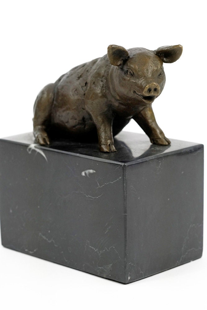 Bronze Pig Sculpture Sitting Pig Figurine Farm Animal Art Statue Pig Art Bronze Piglet Sculpture Piggy Statue Farm Animal Decoration