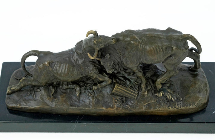 Bronze Sculpture of Two Fighting Bulls Animal Art Statue Bronze Bull Statue Clésinger Sculpture Animal Sculpture Bull Lovers Gift Bull Deco
