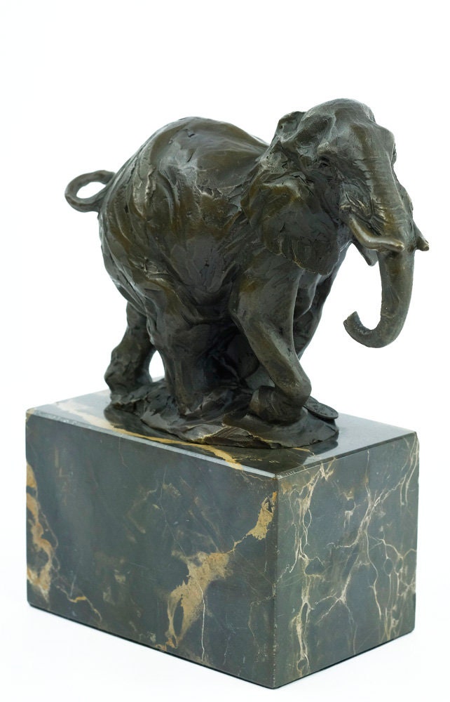 Bronze Elephant Sculpture Wildlife Art Statue Bronze Elephant Statue Walking Elephant Decoration Bronze Elephant Figurine African Animal Art