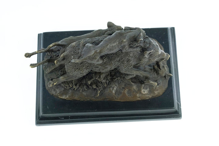 Bronze Wild Boar Statue Hounds Attacking Boar Sculpture Bronze Hunting Sculpture Hunting Decoration Animal Art Figurine Bronze Wild Boar