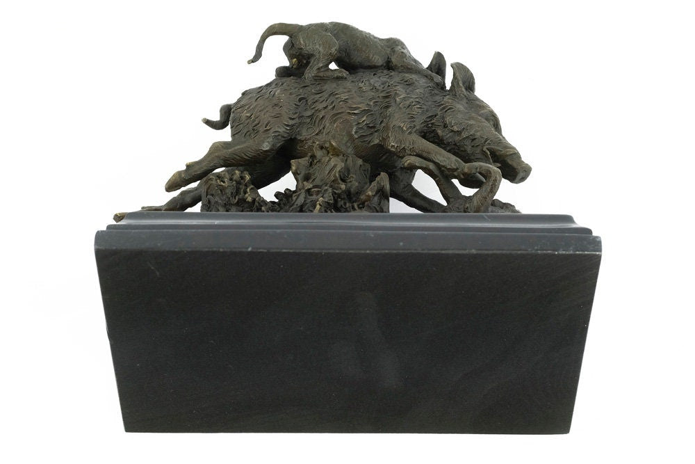 Bronze Wild Boar Statue Hounds Attacking Boar Sculpture Bronze Hunting Sculpture Hunting Decoration Animal Art Figurine Bronze Wild Boar