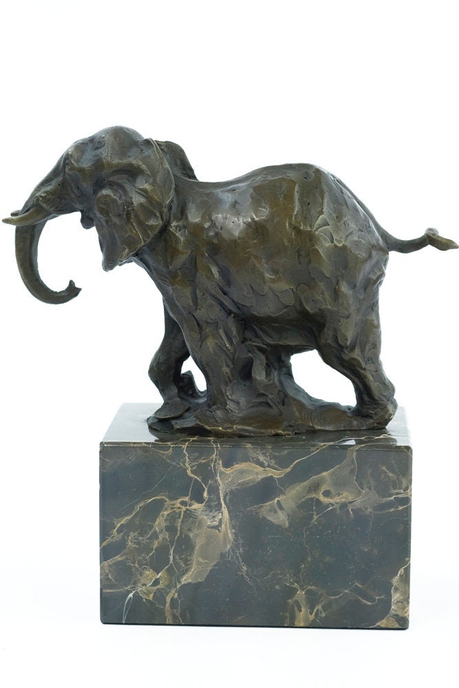 Bronze Elephant Sculpture Wildlife Art Statue Bronze Elephant Statue Walking Elephant Decoration Bronze Elephant Figurine African Animal Art