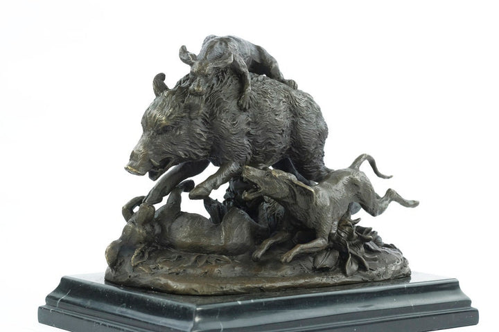 Bronze Wild Boar Statue Hounds Attacking Boar Sculpture Bronze Hunting Sculpture Hunting Decoration Animal Art Figurine Bronze Wild Boar