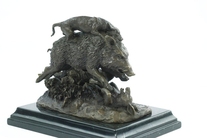 Bronze Wild Boar Statue Hounds Attacking Boar Sculpture Bronze Hunting Sculpture Hunting Decoration Animal Art Figurine Bronze Wild Boar