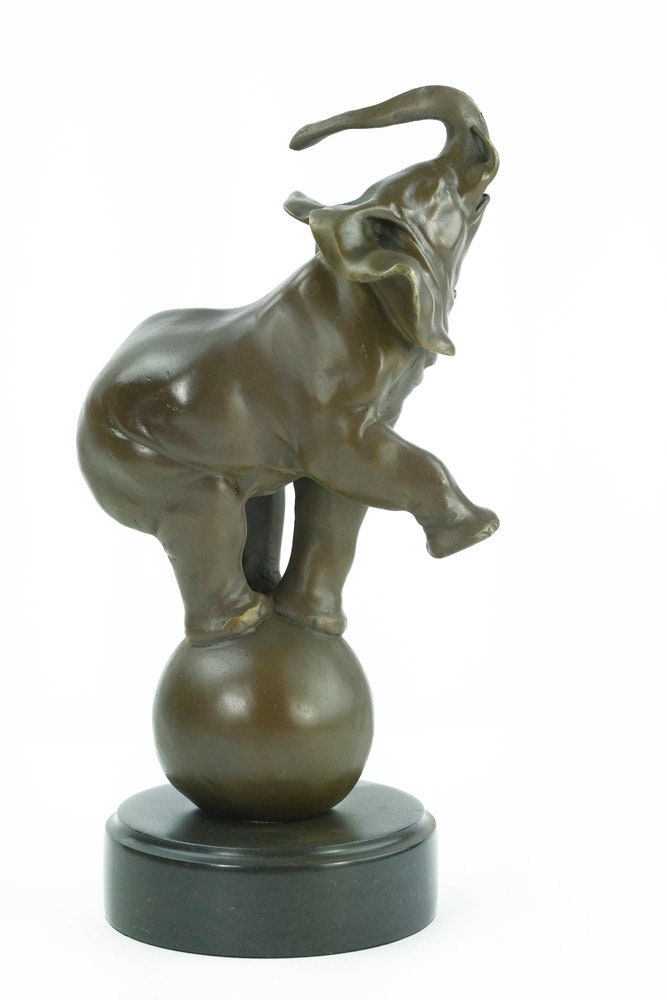 Bronze Elephant Sculpture Elephant Balancing on Ball Statue Circus Decor Bronze Elephant Art Statue Animal Art Figurine Bronze Animal Statue