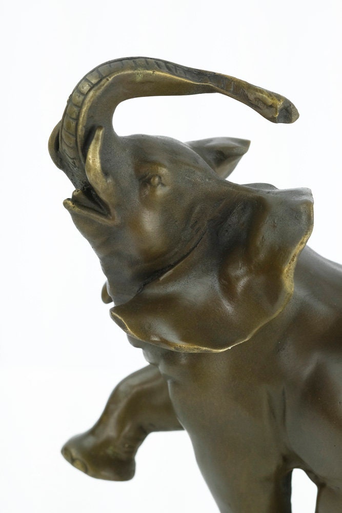 Bronze Elephant Sculpture Elephant Balancing on Ball Statue Circus Decor Bronze Elephant Art Statue Animal Art Figurine Bronze Animal Statue