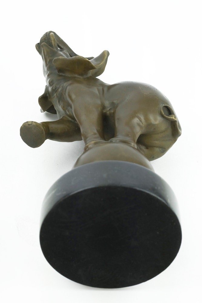 Bronze Elephant Sculpture Elephant Balancing on Ball Statue Circus Decor Bronze Elephant Art Statue Animal Art Figurine Bronze Animal Statue
