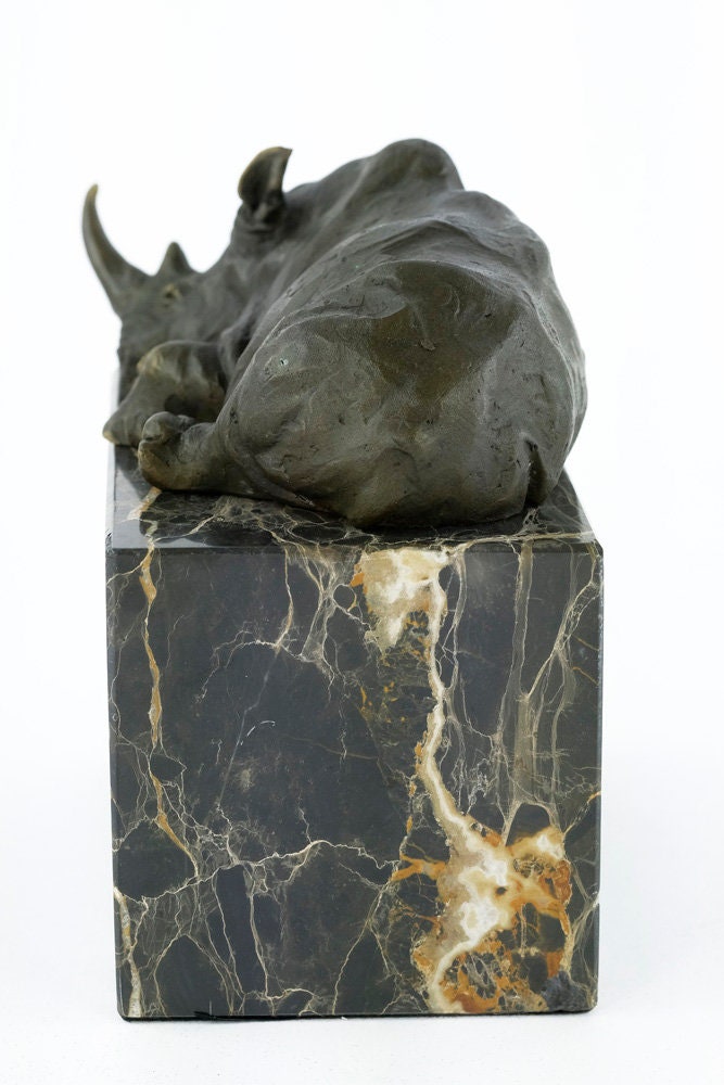 Bronze Rhino Sculpture Animal Art Figurine Lying Rhino Statue Bronze Wildlife Sculpture Rhinoceros Sculpture Rhino Decoration Rhino Art