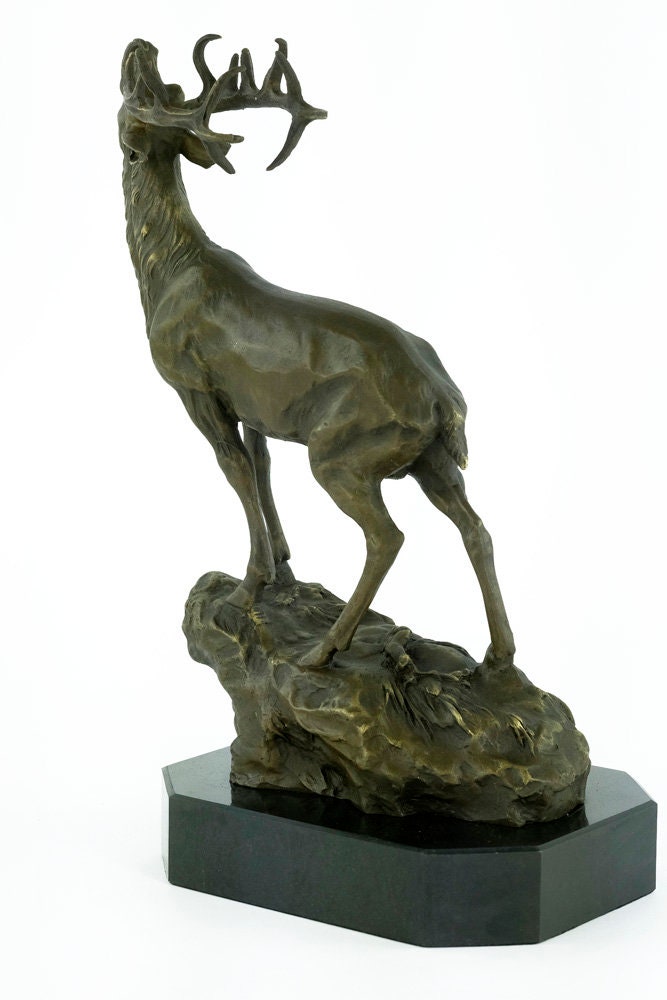 Bronze Deer Statue Bellowing Deer Sculpture Deer on Rock Figurine Red Deer with Large Antlers Sculpture Animal Art Figurine Deer Decoration
