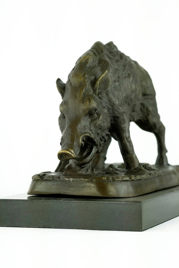 Bronze Wild Boar Sculpture Hunting Decoration Wildlife Sculpture Bronze Wild Boar Statue Hunting Sculpture Animal Art Figurine Wild Boar Art