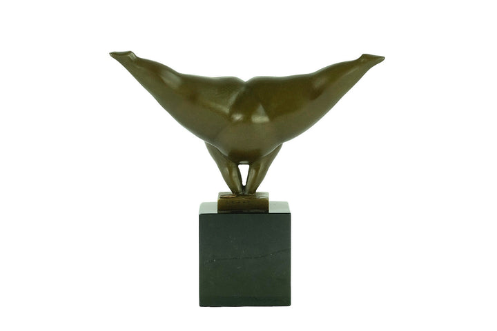 Modern Bonze Female Statue Voluptuous Woman Sculpture in Bronze Contemporary Art Statue Bronze Milo Sculpture Female Gymnast Figurine Art