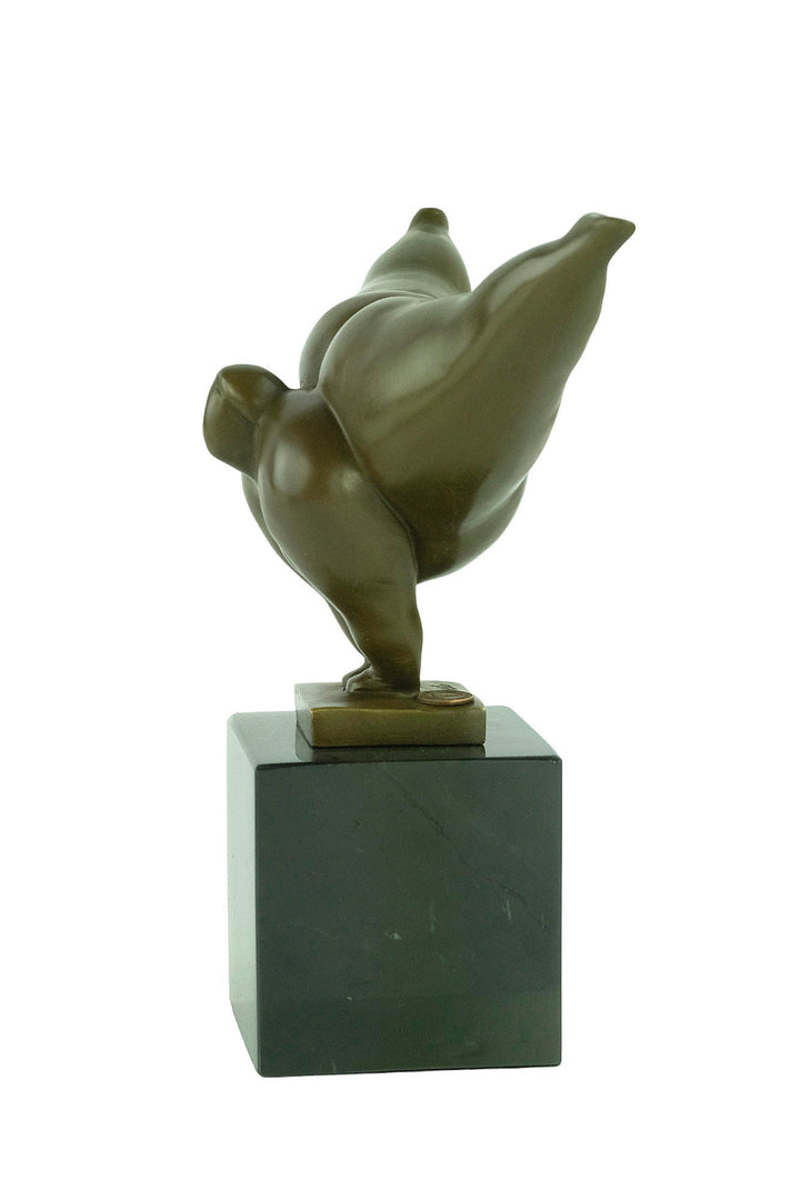 Modern Bonze Female Statue Voluptuous Woman Sculpture in Bronze Contemporary Art Statue Bronze Milo Sculpture Female Gymnast Figurine Art