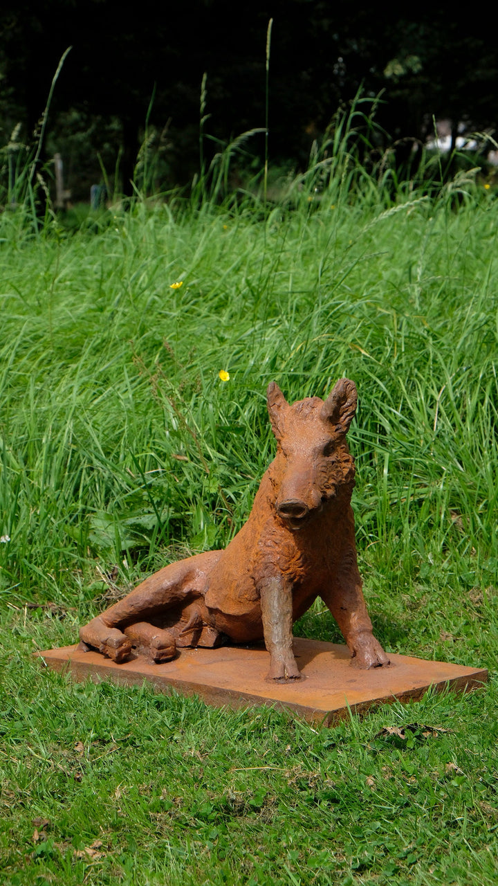 Cast Iron Sculpture of a Wild Boar Hunting Decoration Lying Wild Boar Statue Outdoor Animal Sculpture Cast Iron Sculpture Hunting Statue