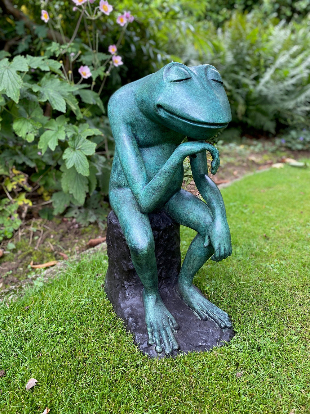 Large Bronze Sculpture of a Thinking Frog Outdoor Frog Sculpture Garden Decoration Thinking Frog Statue Frog Lovers Gift Bronze Garden Art