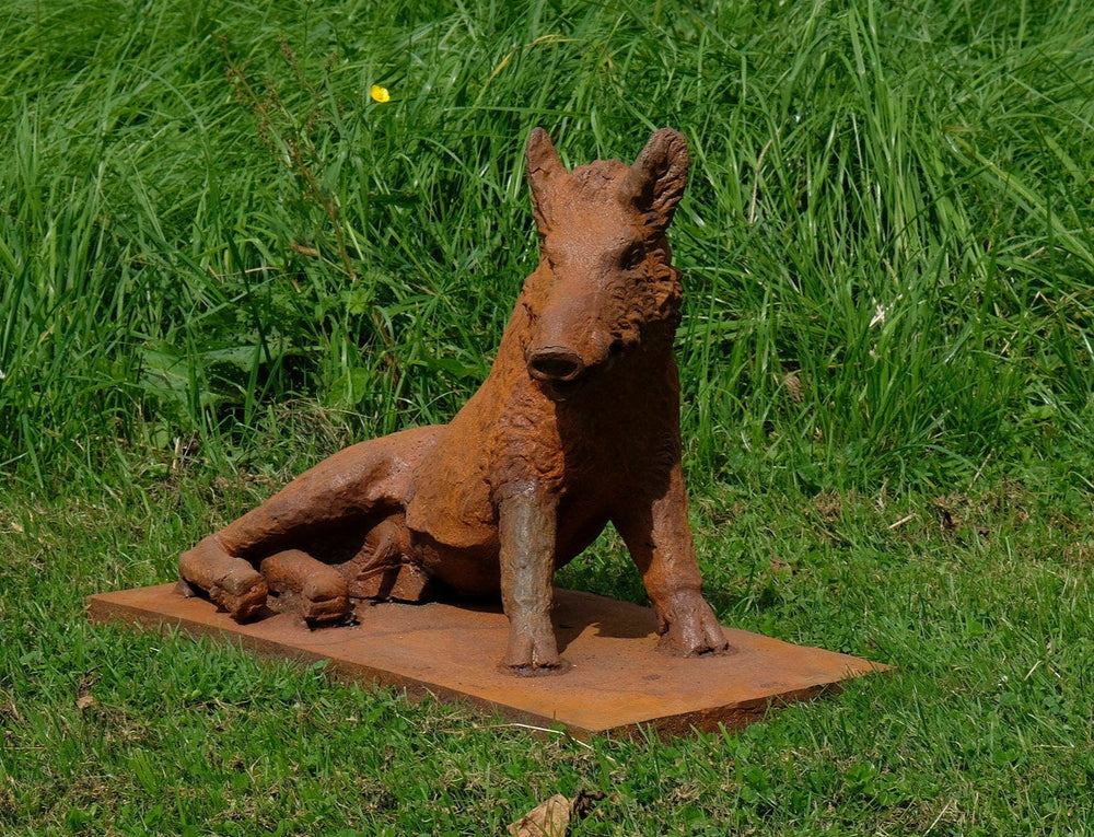 Cast Iron Sculpture of a Wild Boar Hunting Decoration Lying Wild Boar Statue Outdoor Animal Sculpture Cast Iron Sculpture Hunting Statue