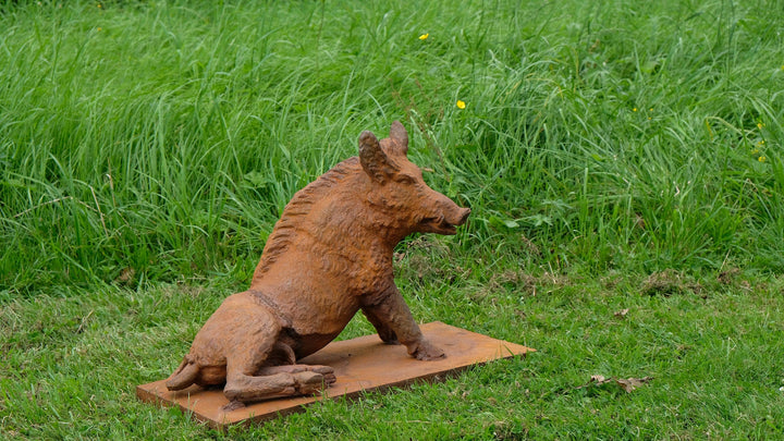 Cast Iron Sculpture of a Wild Boar Hunting Decoration Lying Wild Boar Statue Outdoor Animal Sculpture Cast Iron Sculpture Hunting Statue