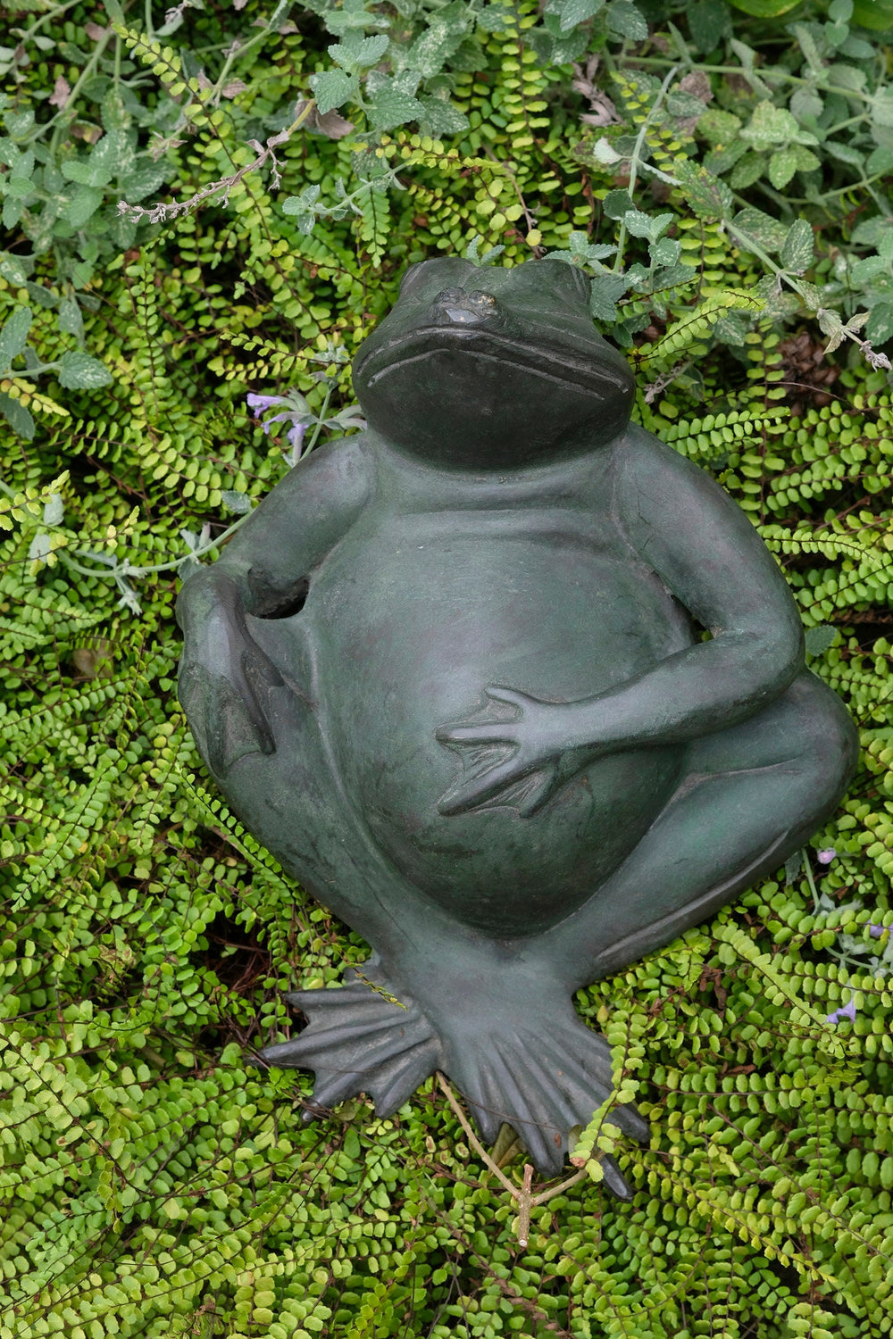 Bronze Sculpture of a Frog Lying on it's Back Animal Art Statue Relaxing Frog Sculpture Outdoor Frog Statue Garden Frog Decoration Frog Gift
